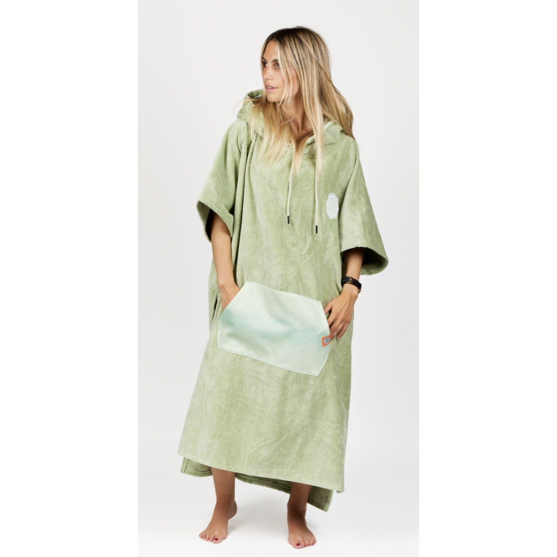 PONCHO AFTER JACQUARD TENDER GREEN