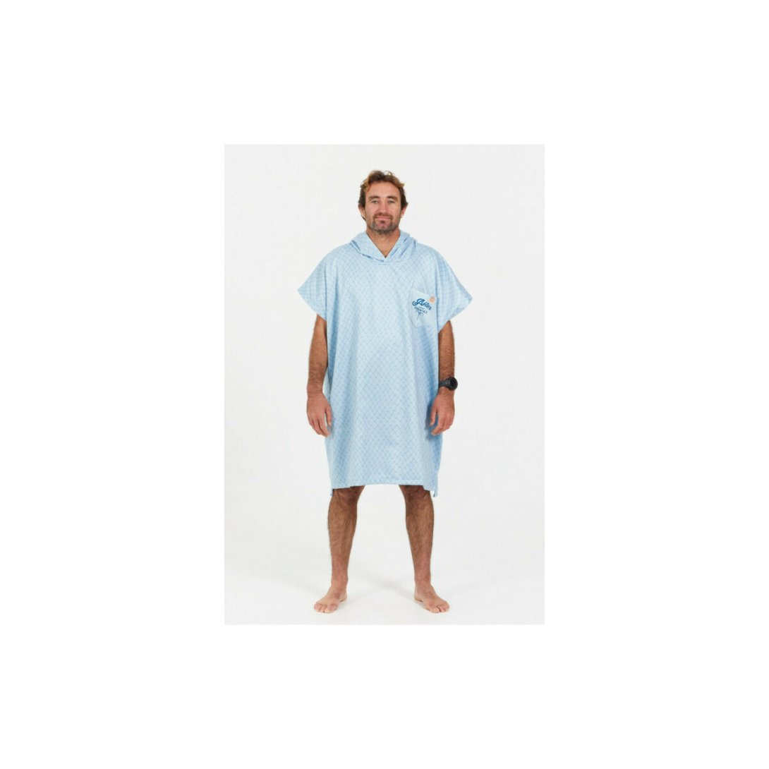 PONCHO AFTER AMERICAN FISHING SQUID