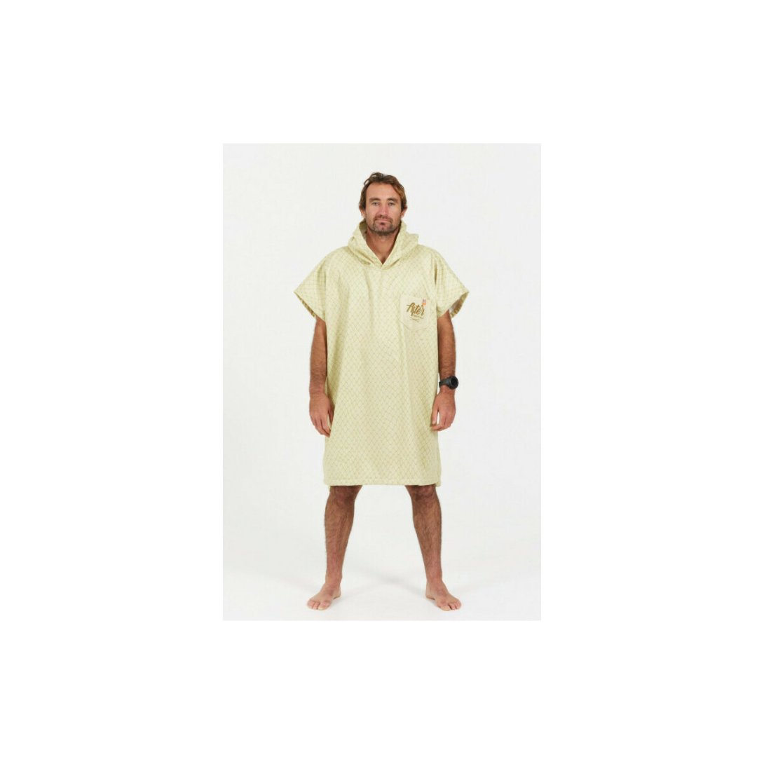 PONCHO AFTER AMERICAN FISHING SHRIMP